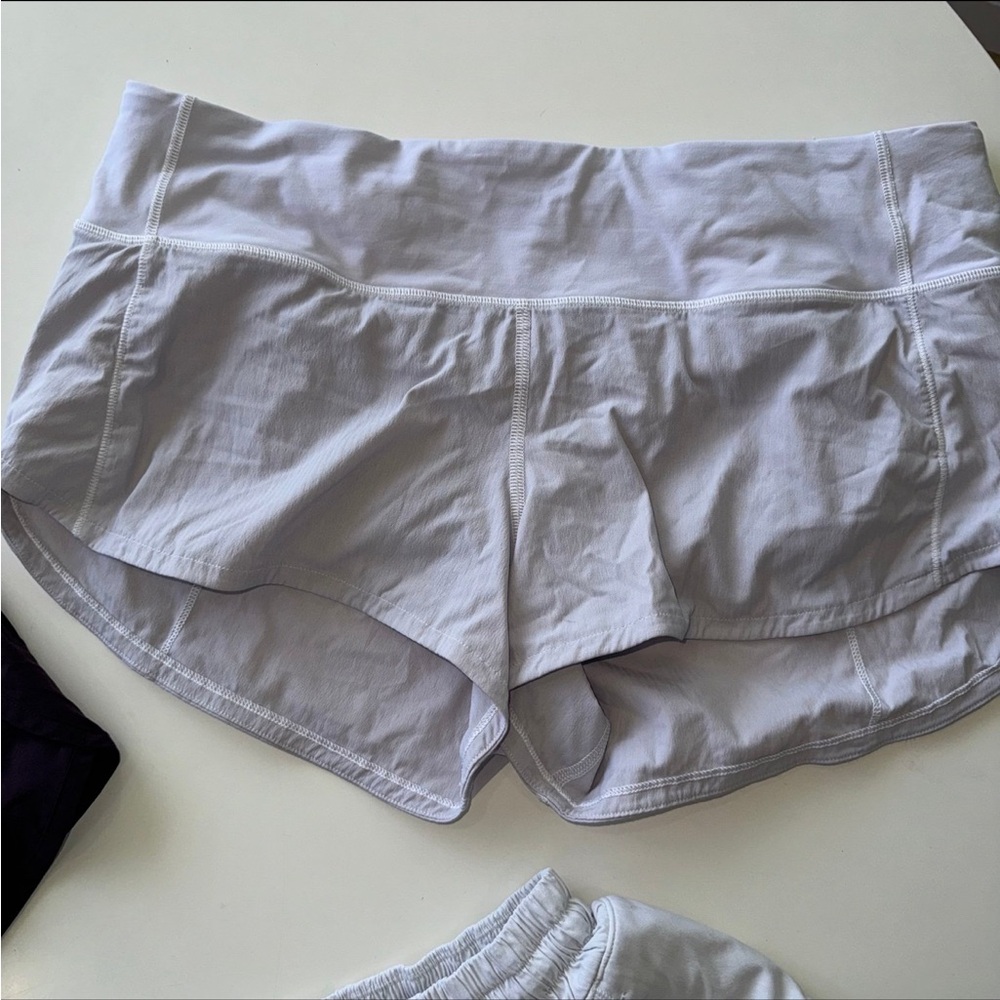 Lululemon short bundle - Picture 5 of 7